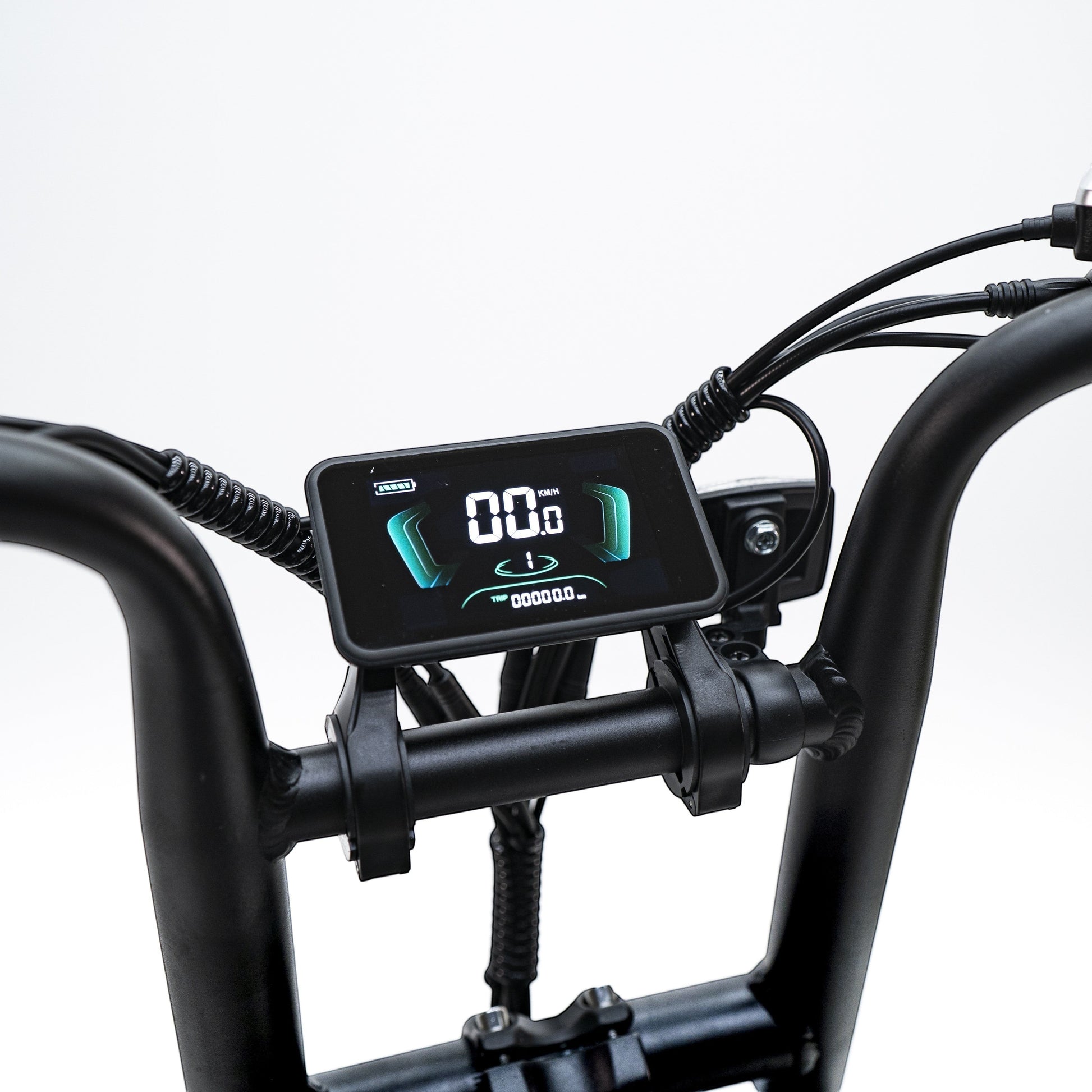 Molenstraat Fatbikes MOOI electric bike digital handlebar display showing speed and battery level on a white background